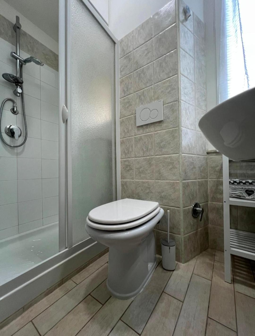 Petit Bijou Apartment ชิวิตาเวกเกีย ภายนอก รูปภาพ
