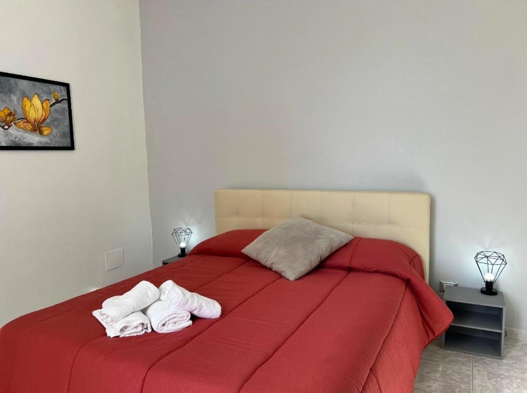 Petit Bijou Apartment ชิวิตาเวกเกีย ภายนอก รูปภาพ