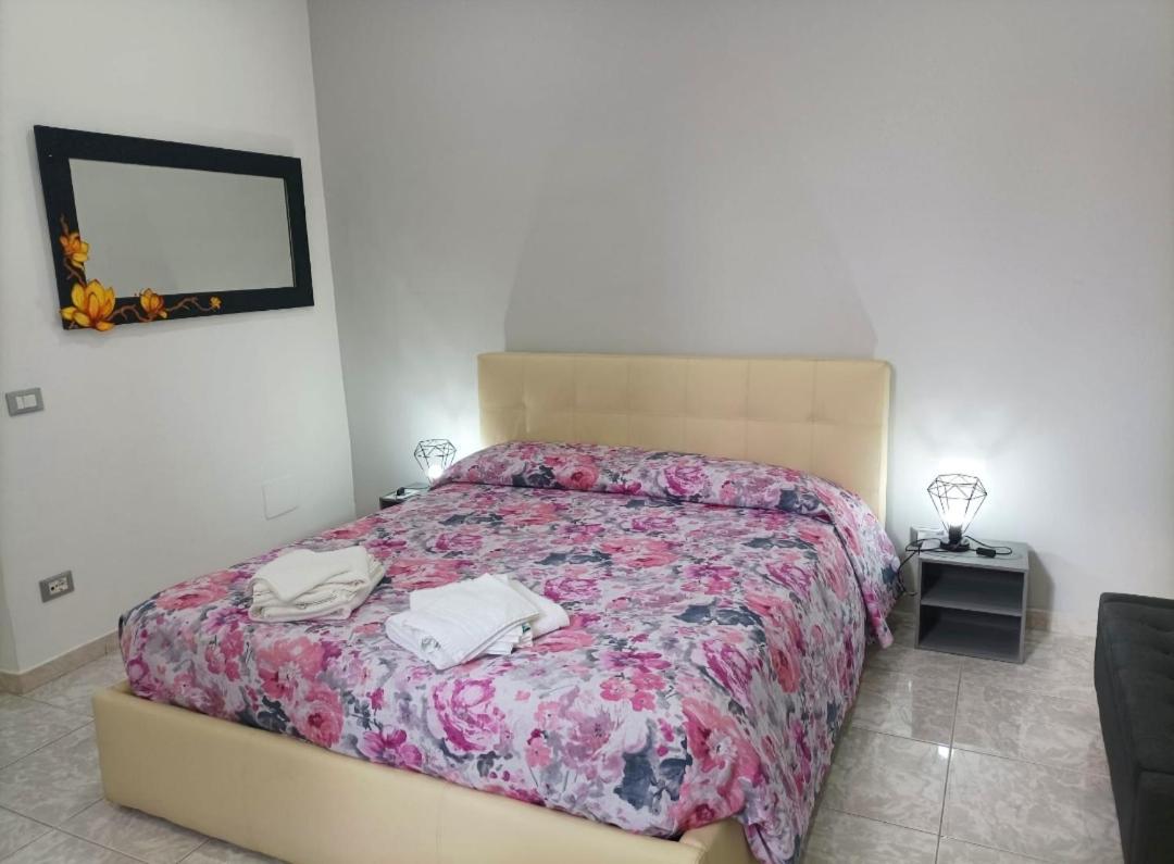 Petit Bijou Apartment ชิวิตาเวกเกีย ภายนอก รูปภาพ