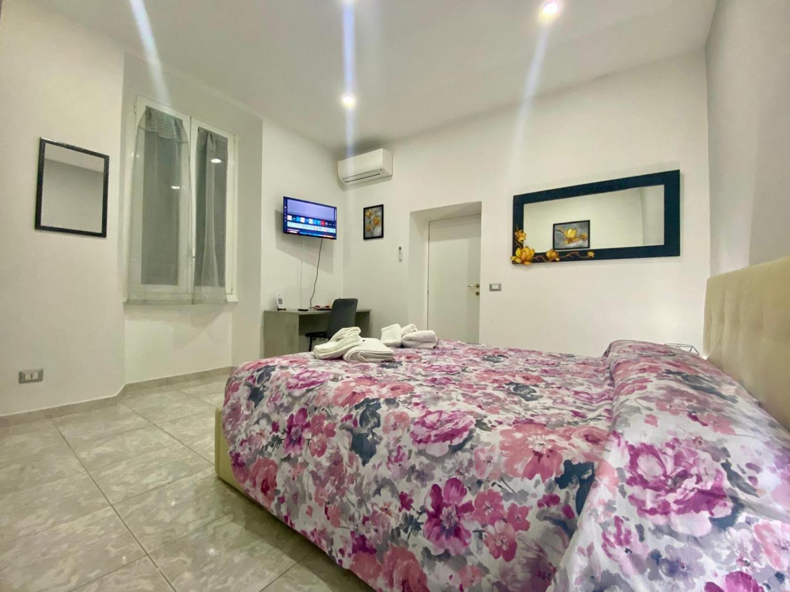 Petit Bijou Apartment ชิวิตาเวกเกีย ภายนอก รูปภาพ